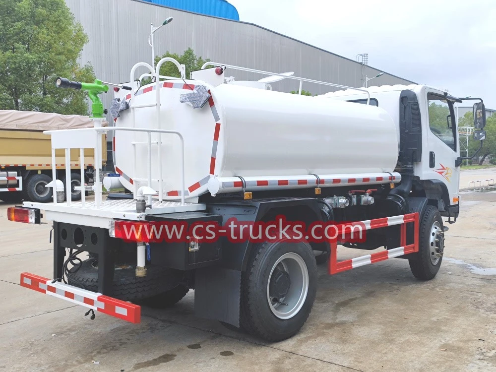 Philippines FAW off road chassis truck mounted water tanker Philippines FAW off road chassis truck mounted water tanker