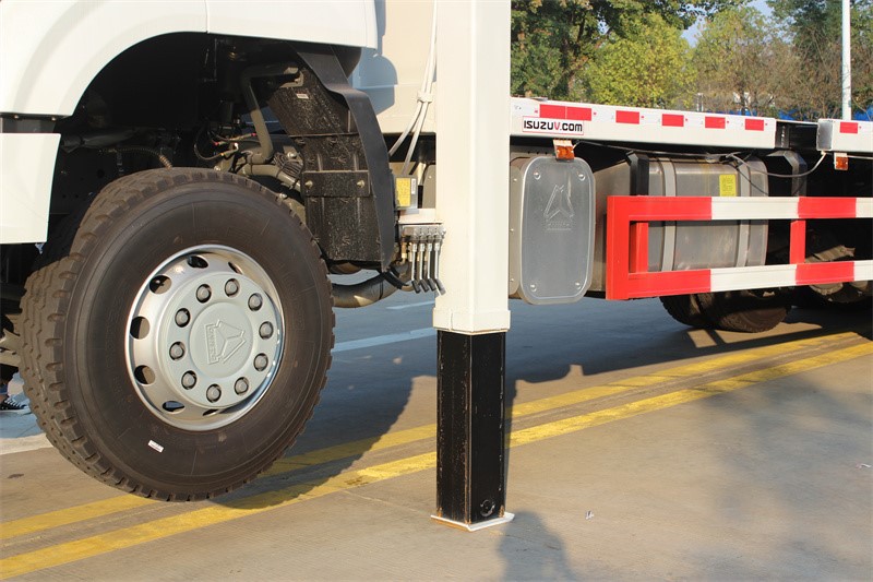 howo self loading truck04 2 howo self loading truck04 2