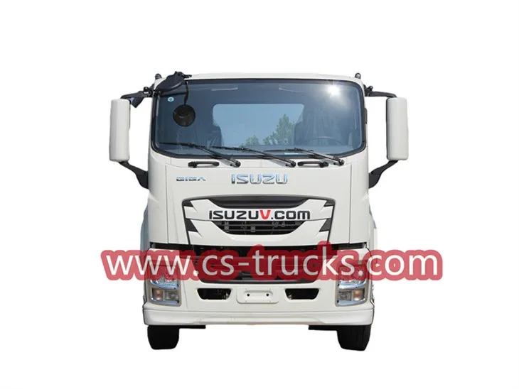 Isuzu FTR GIGA 4X cabin Chassis