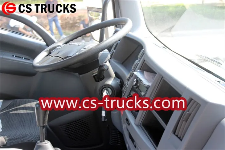 Isuzu FTR GIGA 4x-class cab chassis