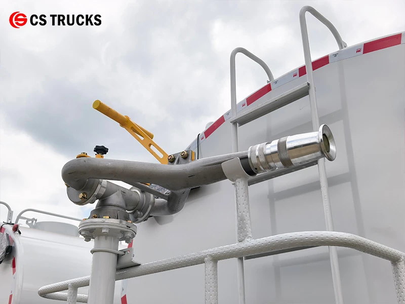 HOWO 6x4 Water Sprinkler Truck Top Adjustable Water Cannon HOWO 6x4 Water Sprinkler Truck Top Adjustable Water Cannon