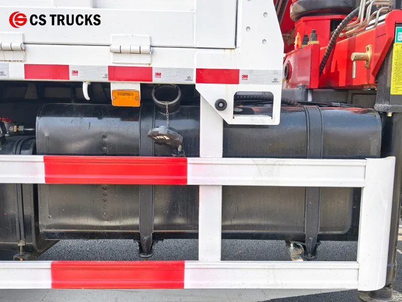 6X6 Self-Loading Crane Truck Fuel Tank 6X6 Self-Loading Crane Truck Fuel Tank