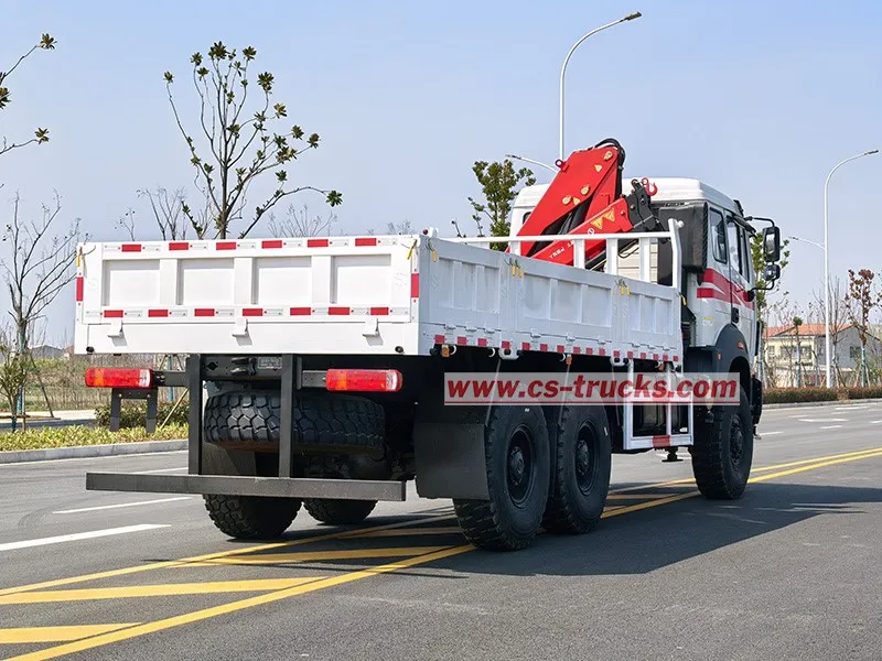 Rear right view of Beiben 4000 kg capacity rear mounted folding crane truck Rear right view of Beiben 4000 kg capacity rear mounted folding crane truck