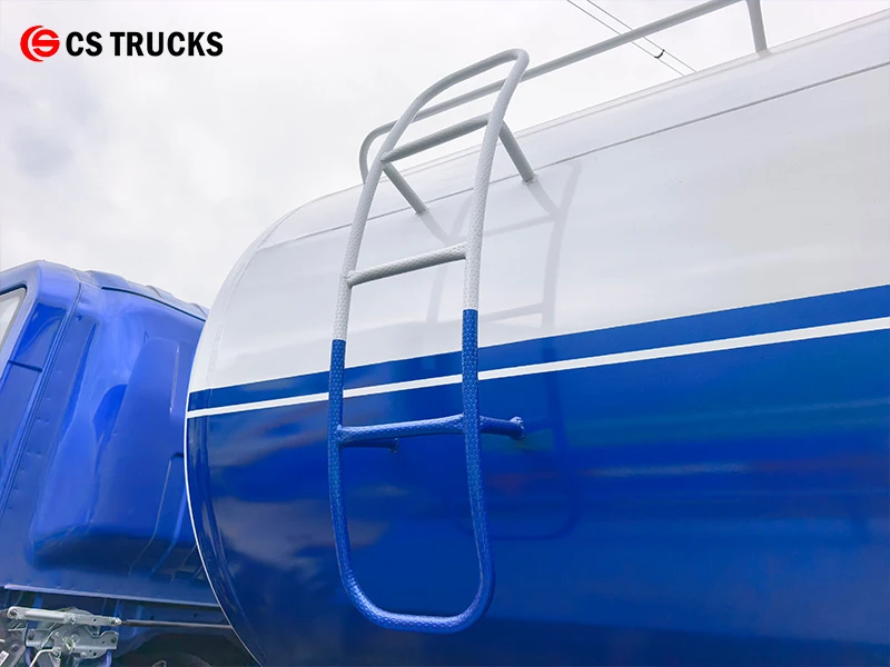 HOWO 4x2 municipal cleaning vacuum truck HOWO 4x2 municipal cleaning vacuum truck