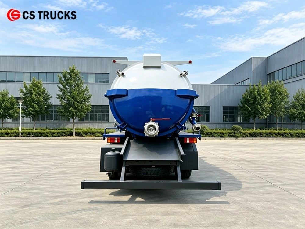 Rear view of HOWO 168hp 12000l 4x2 industrial vacuum pumper Rear view of HOWO 168hp 12000l 4x2 industrial vacuum pumper