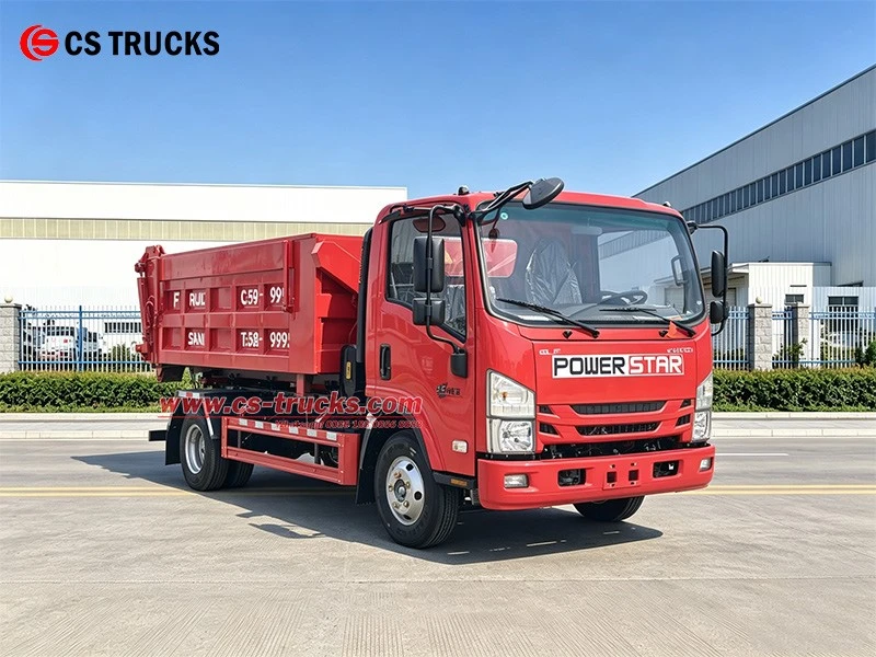 Rear View of ISUZU 4×2 Hook And Lift Truck Rear View of ISUZU 4×2 Hook And Lift Truck