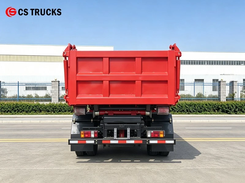 Rear View of ISUZU 4×2 Hook And Lift Truck Rear View of ISUZU 4×2 Hook And Lift Truck