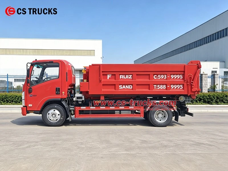 Left View of ISUZU 4×2 Roll On Roll Off Garbage Truck Left View of ISUZU 4×2 Roll On Roll Off Garbage Truck