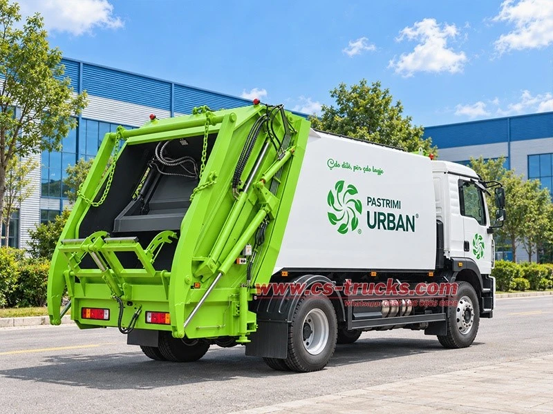 Rear Right view of HOWO 251HP Euro 6 refuse compactor truck Rear Right view of HOWO 251HP Euro 6 refuse compactor truck