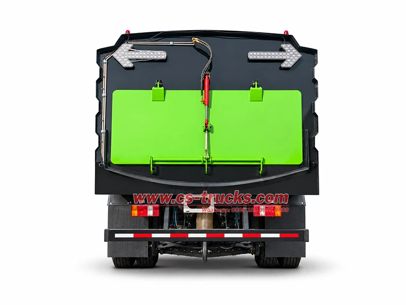 HOWO 140HP 6CBM street cleaning machine for municipal sanitation HOWO 140HP 6CBM street cleaning machine for municipal sanitation