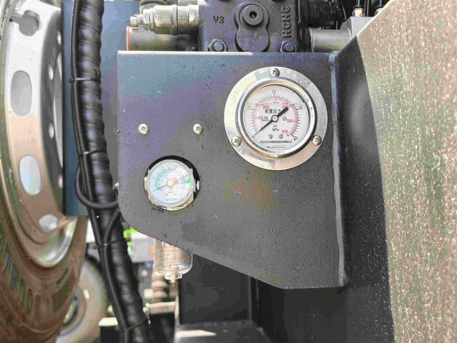 Pressure Gauge